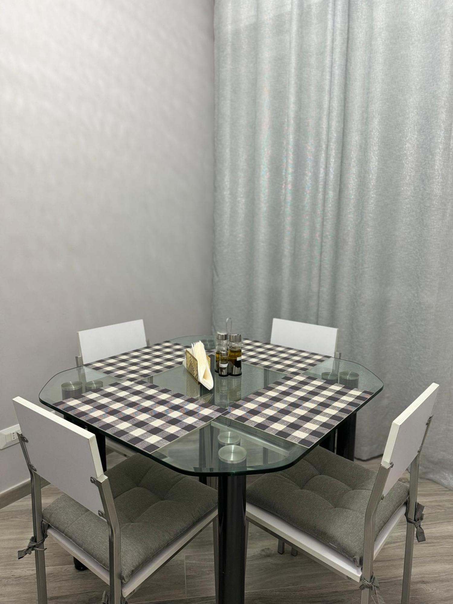 Trento House Zona Stazione Centro Storico Apartment ปาร์มา ภายนอก รูปภาพ